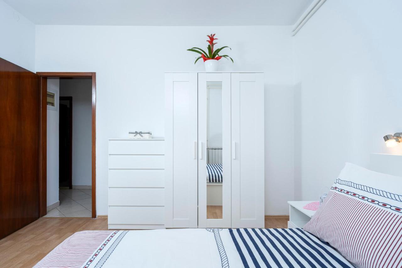 Draganic Apartment Jelsa (Hvar)