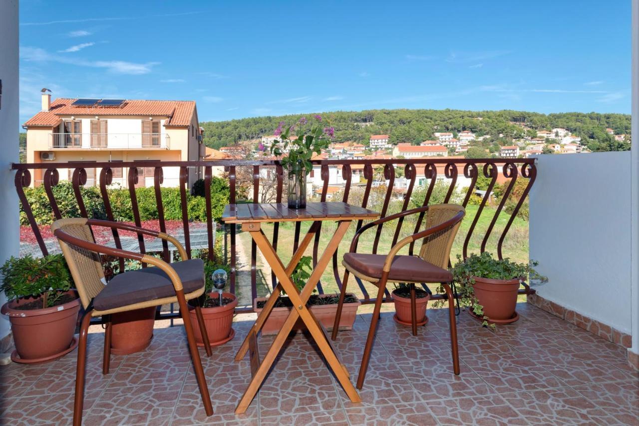 Draganic * Jelsa (Hvar)