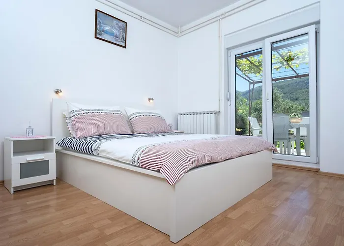 Apartments Draganic