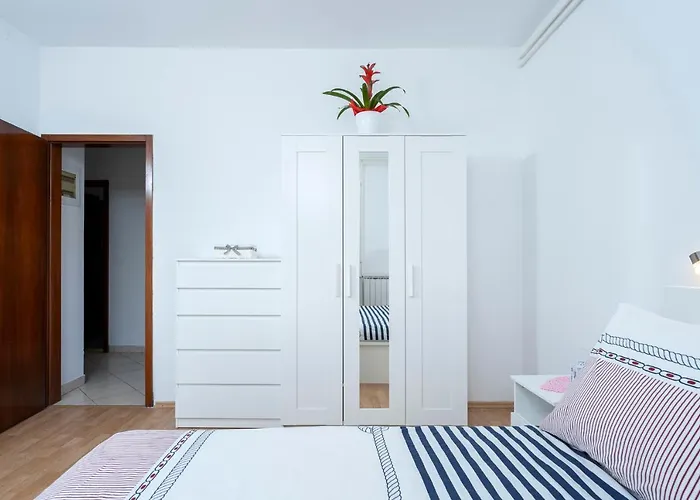 Apartments Draganic